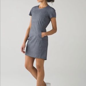 EUC Lululemon & GO ENDEAVOR COAL GREY DRESS, SIZE 4